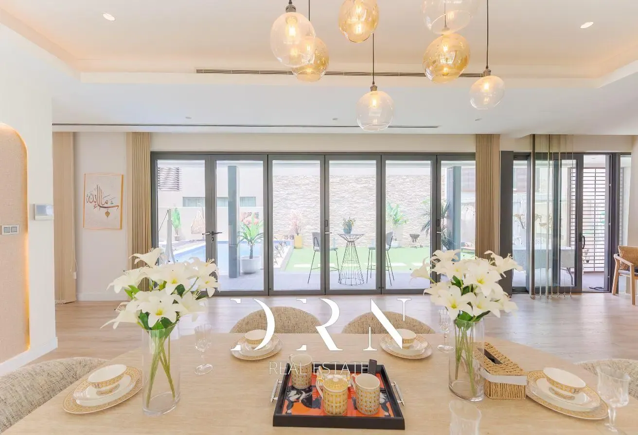 Beautifully Furnished | Upgraded | Available