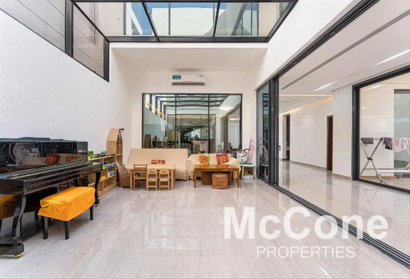 Prime Location | Upgraded | Modern