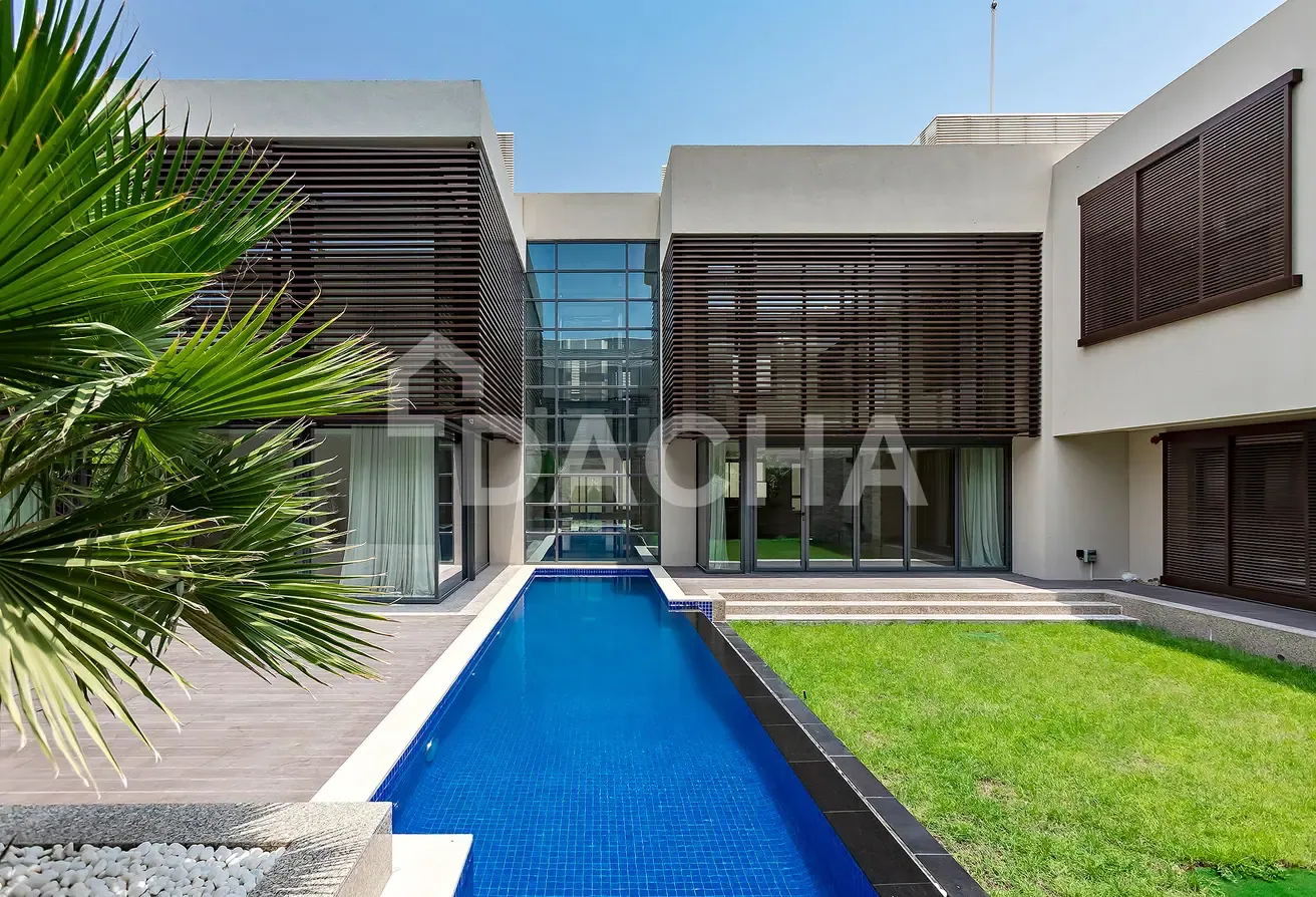 Private Lift | Beautiful Pool | High Ceilings