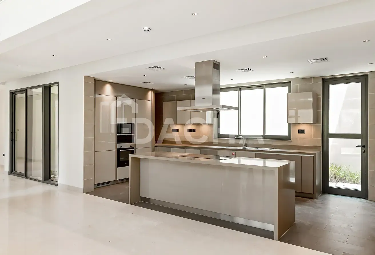 Private Lift | Beautiful Pool | High Ceilings