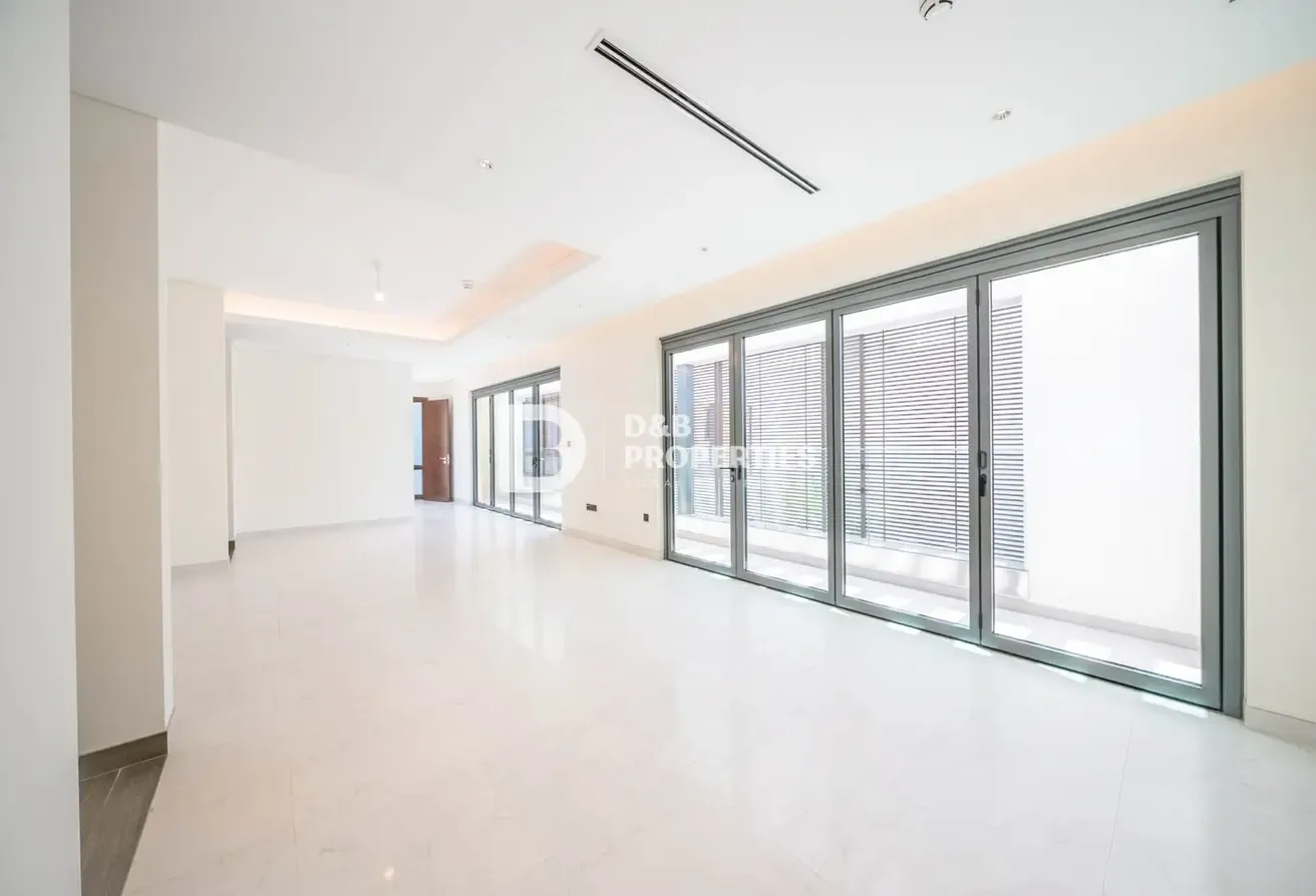 Bright Unit | Best Price | Best Layout