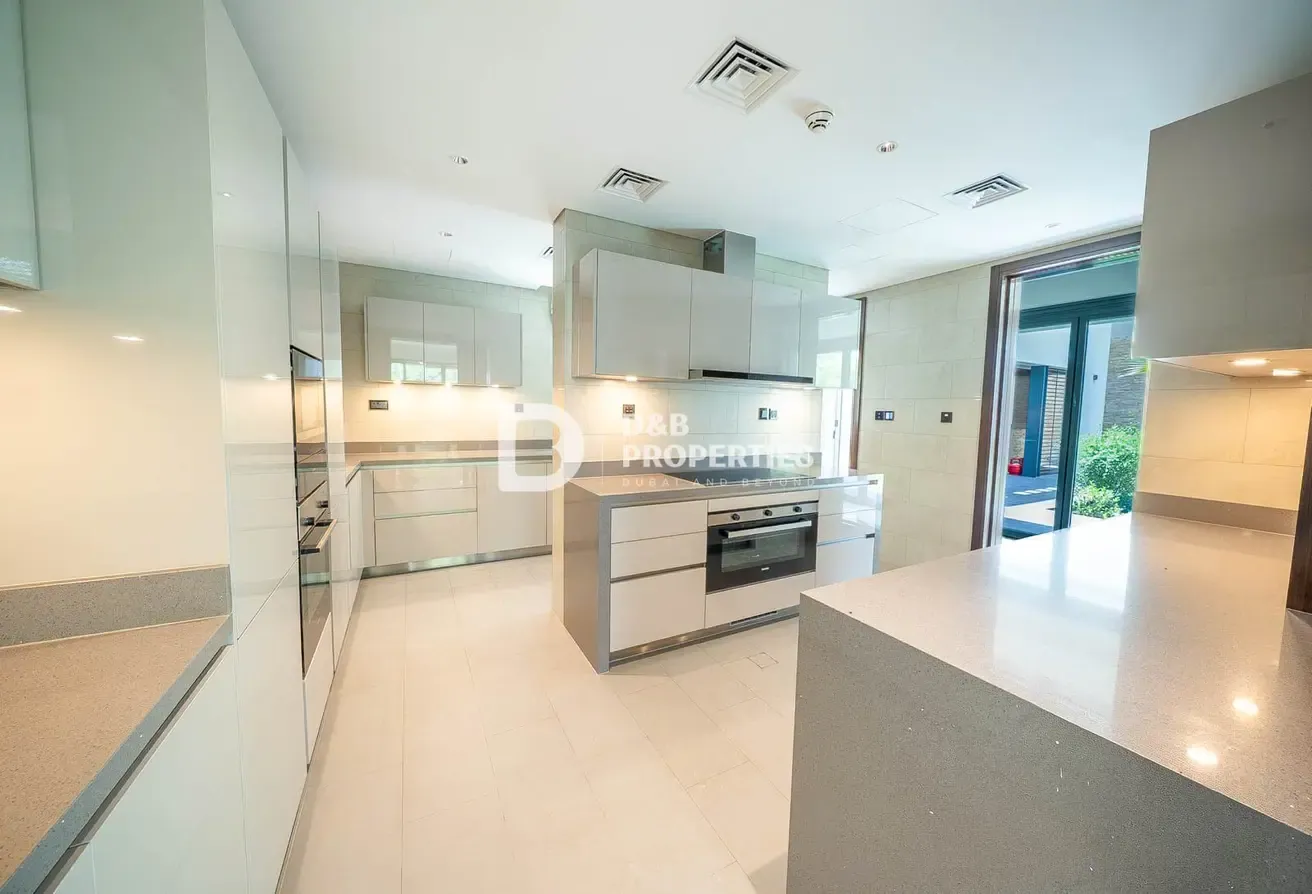 Bright Unit | Best Price | Best Layout