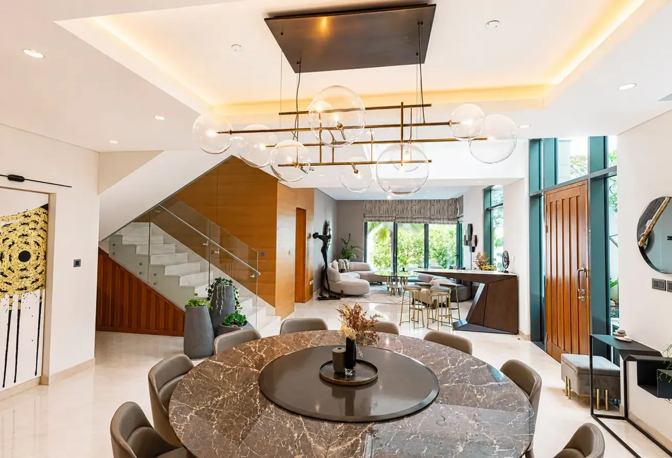 Luxurious Villa |Furnished |Landscaped |Available