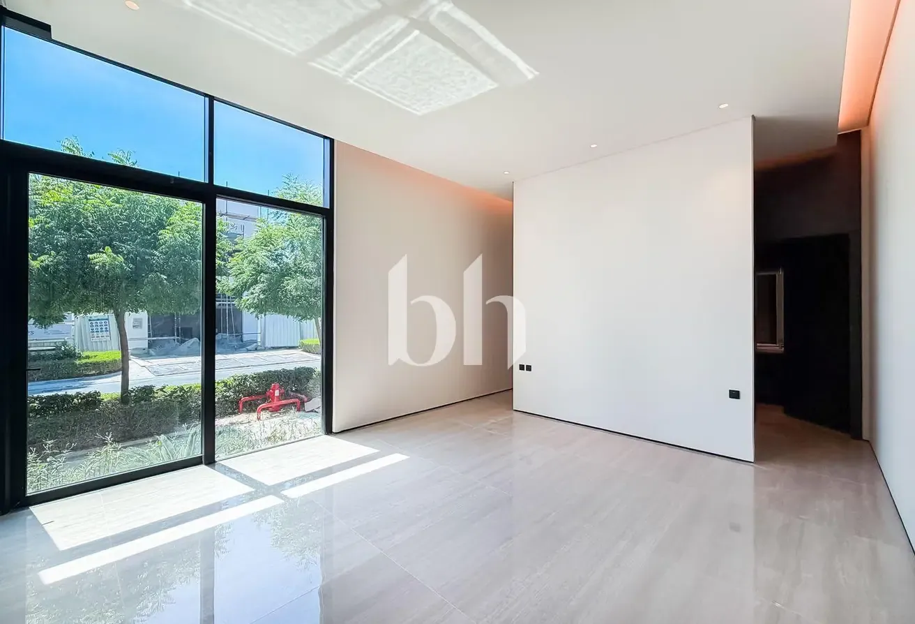 Exceptional Villa | High end Finishes | Brand New