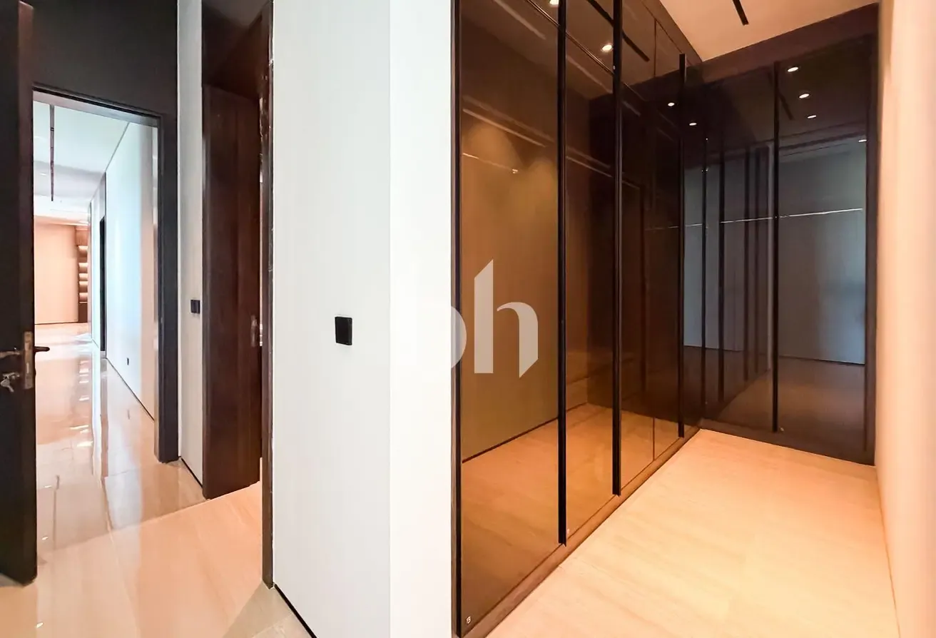 Exceptional Villa | High end Finishes | Brand New