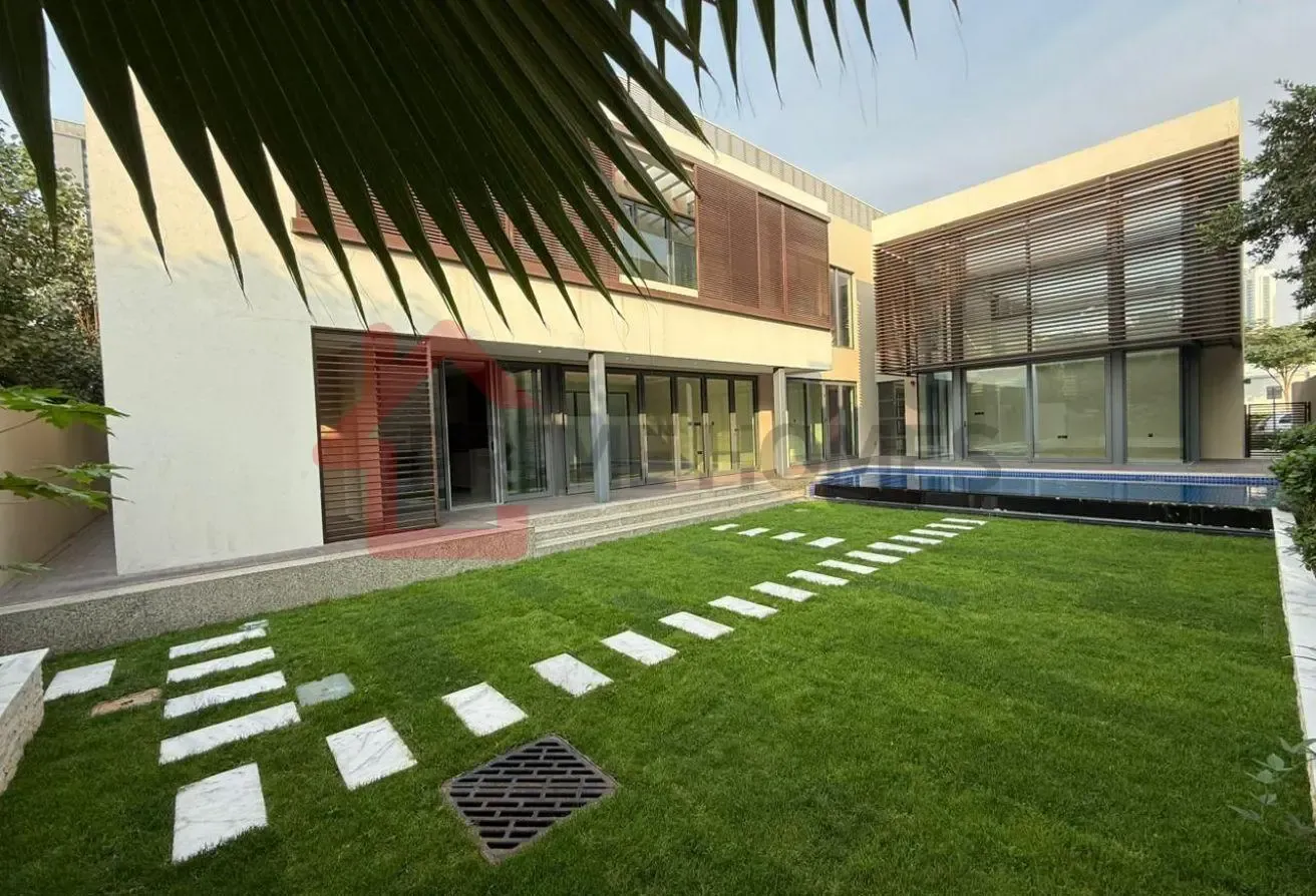 Corner Villa | Best Location | Unique Layout