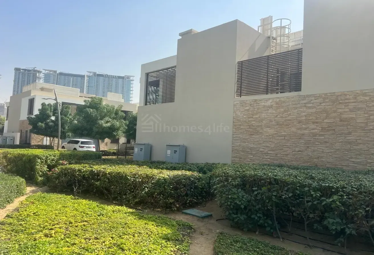 Brand New | Custom Built Villa | Sobha Hartland