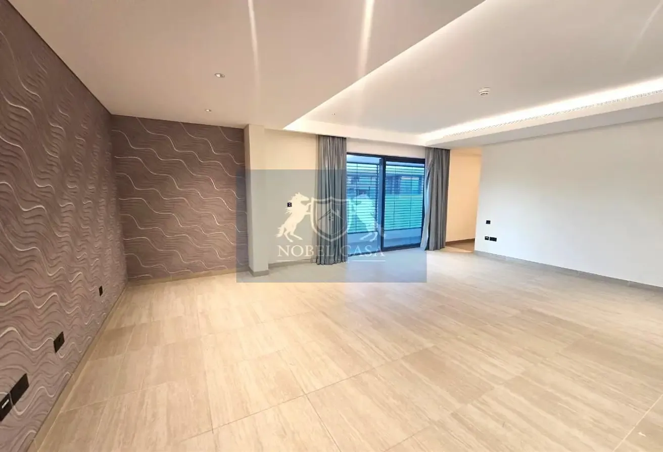 Luxurious | Large Layout | Vacant Now