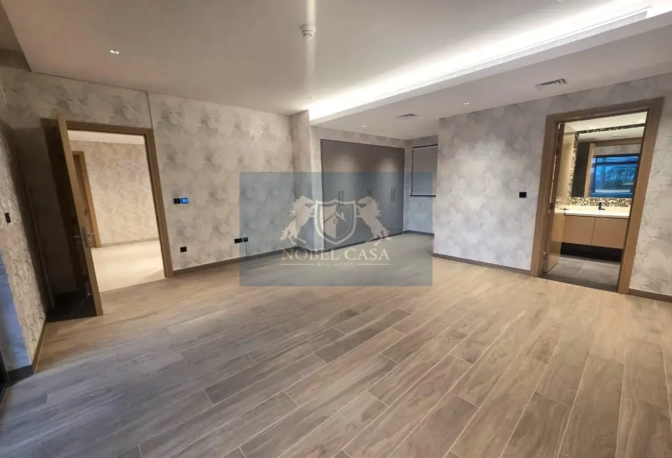 Luxurious | Large Layout | Vacant Now
