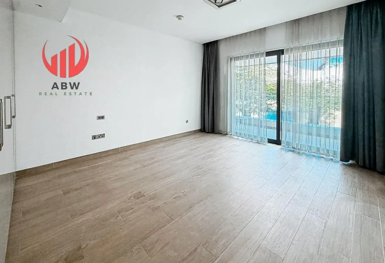 Elegant 5BR | Generous Layout | Move-In Ready