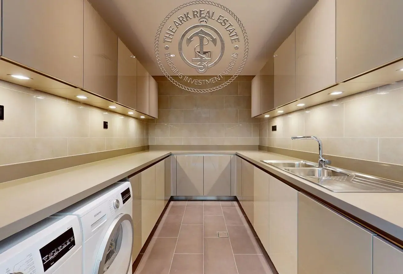 Waterfront 5BR Villa | Near Downtown Dubai