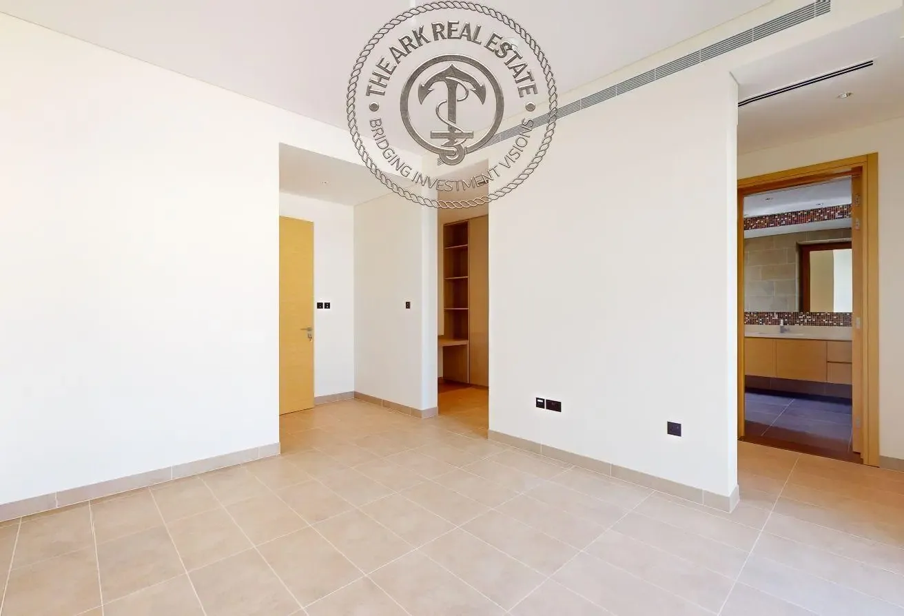 Waterfront 5BR Villa | Near Downtown Dubai