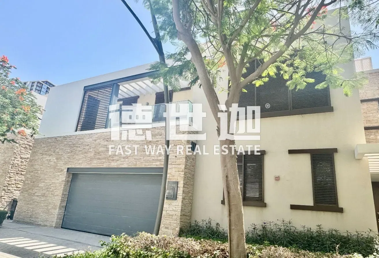 Vacant | Spacious | Privacy | Semi-furnished
