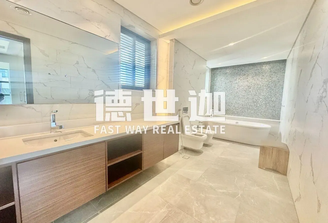 Vacant | Spacious | Privacy | Semi-furnished