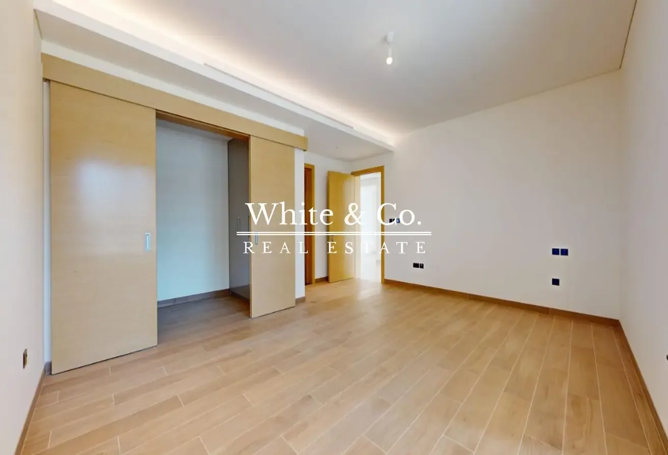 Fully Landscaped | Pool | Vacant 5 Bedroom