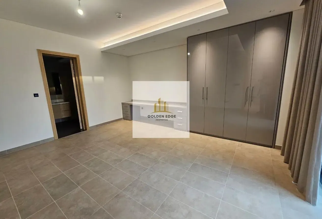 PRIVATE POOL | PRIME LOCATION | BRIGHT UNIT |