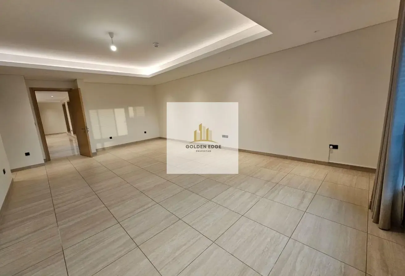 PRIVATE POOL | PRIME LOCATION | BRIGHT UNIT |