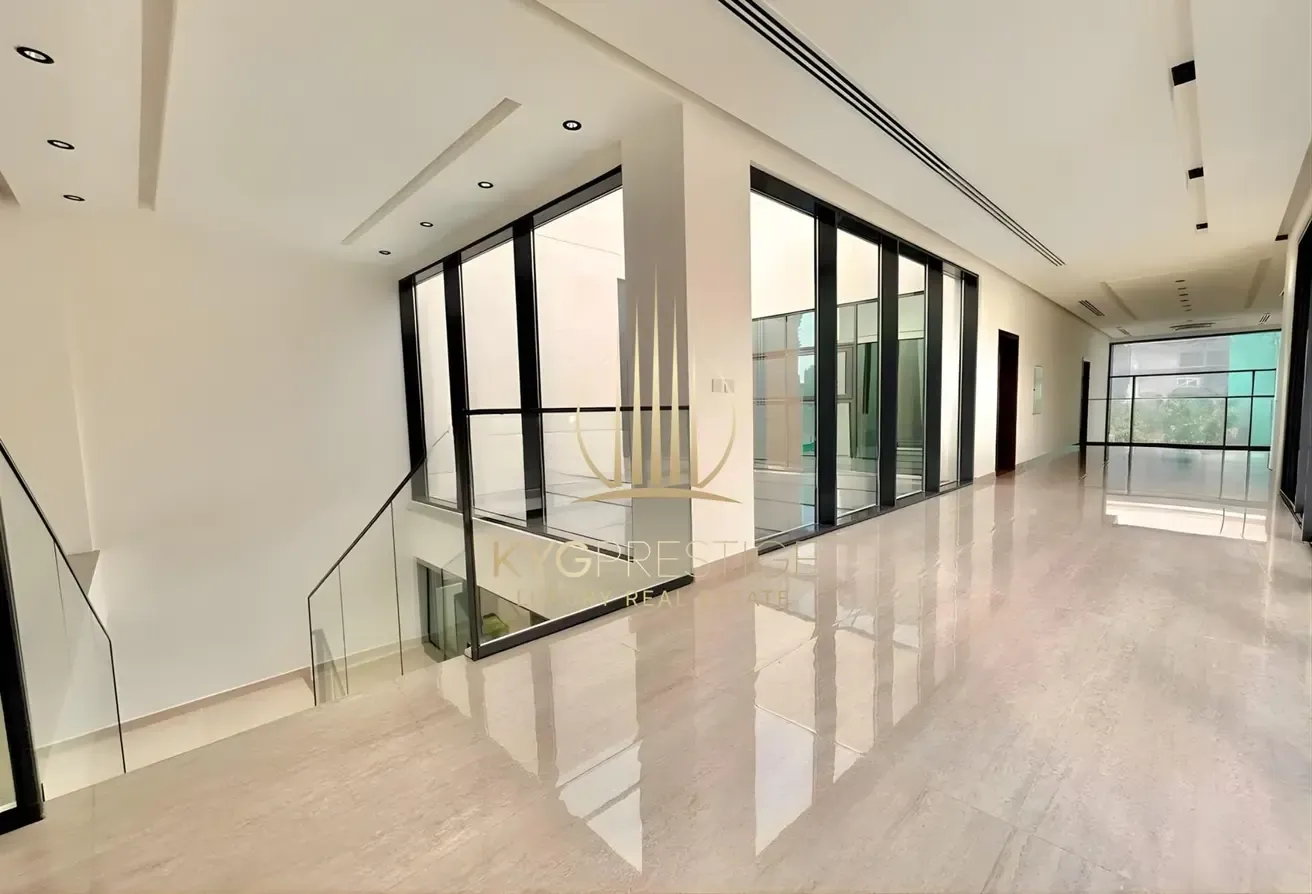 Luxury 5BR + Maid Villa | Massive Layout | Vacant