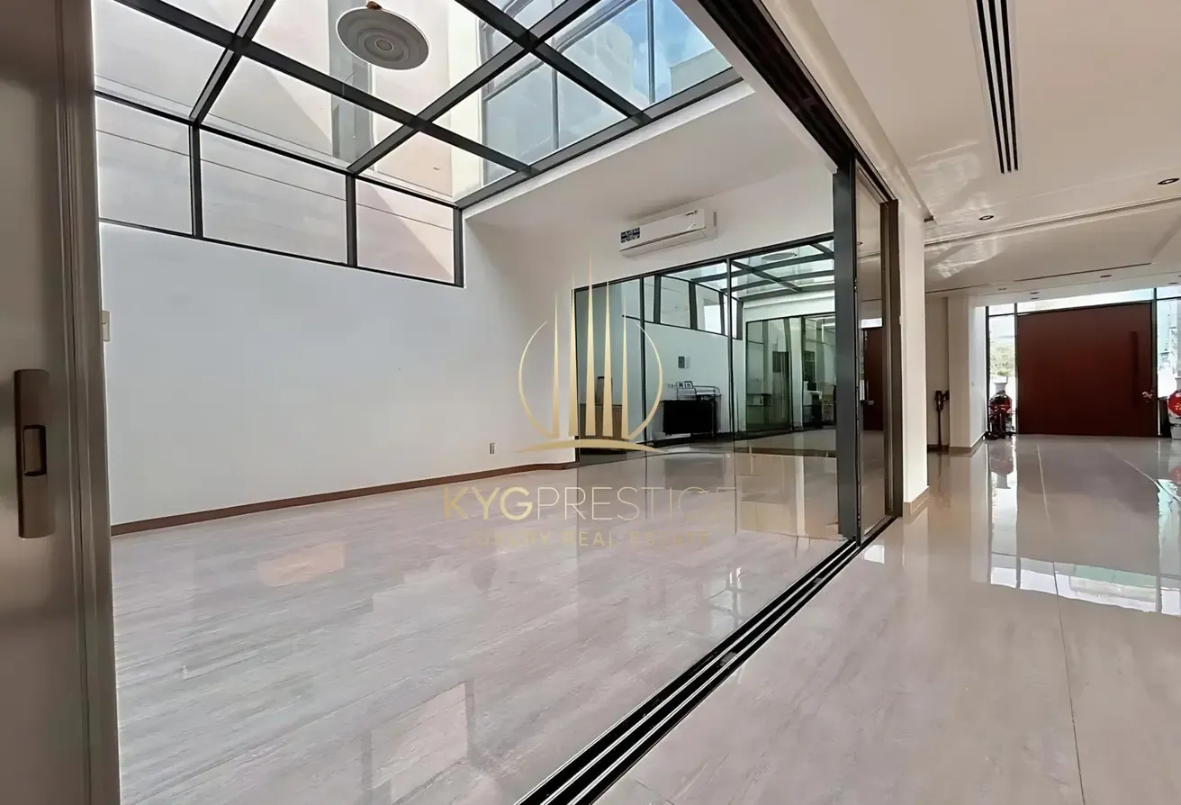 Luxury 5BR + Maid Villa | Massive Layout | Vacant