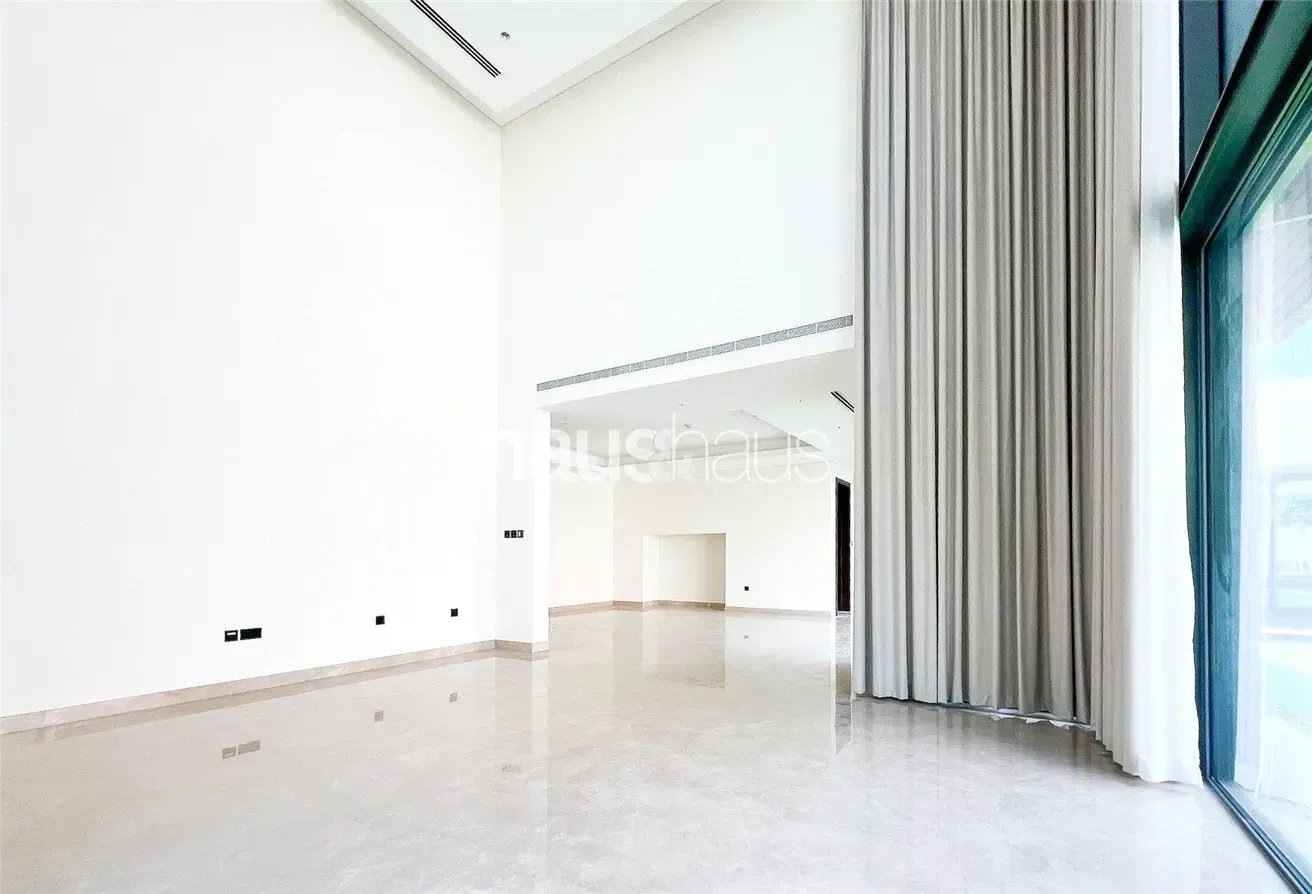 Luxurious Design | Bright + Spacious | Unfurnished