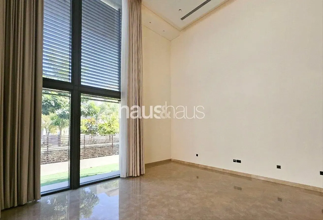 Luxurious Design | Bright + Spacious | Unfurnished