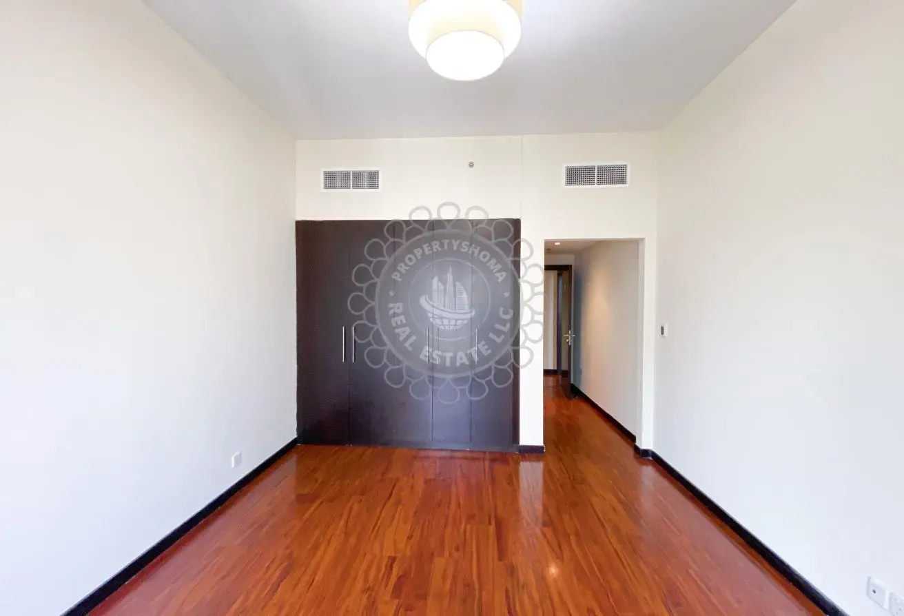 Unfurnished 2BR+maid | Vacant | AC free