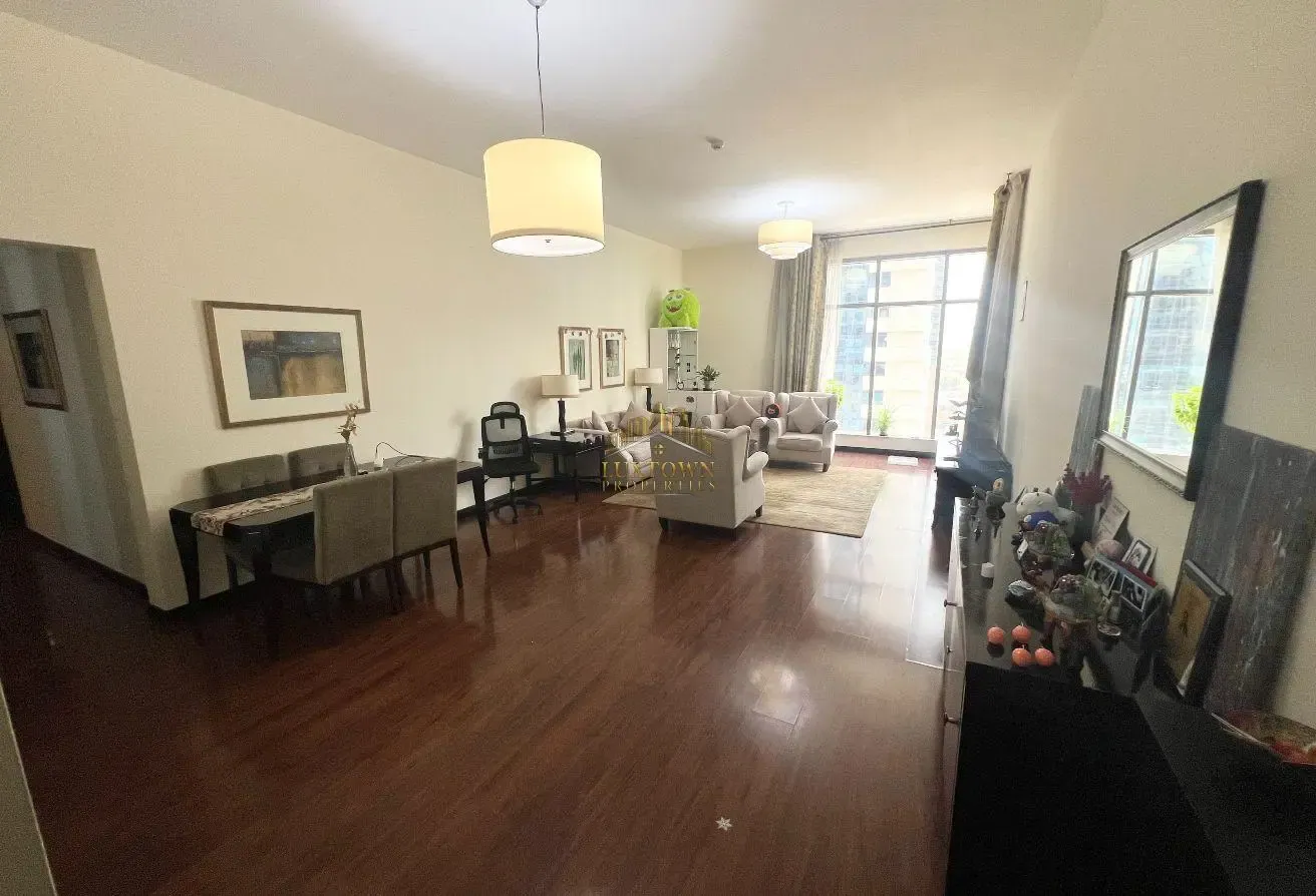 Lake View-Huge Size-Near Metro-Chiller Free-Maids