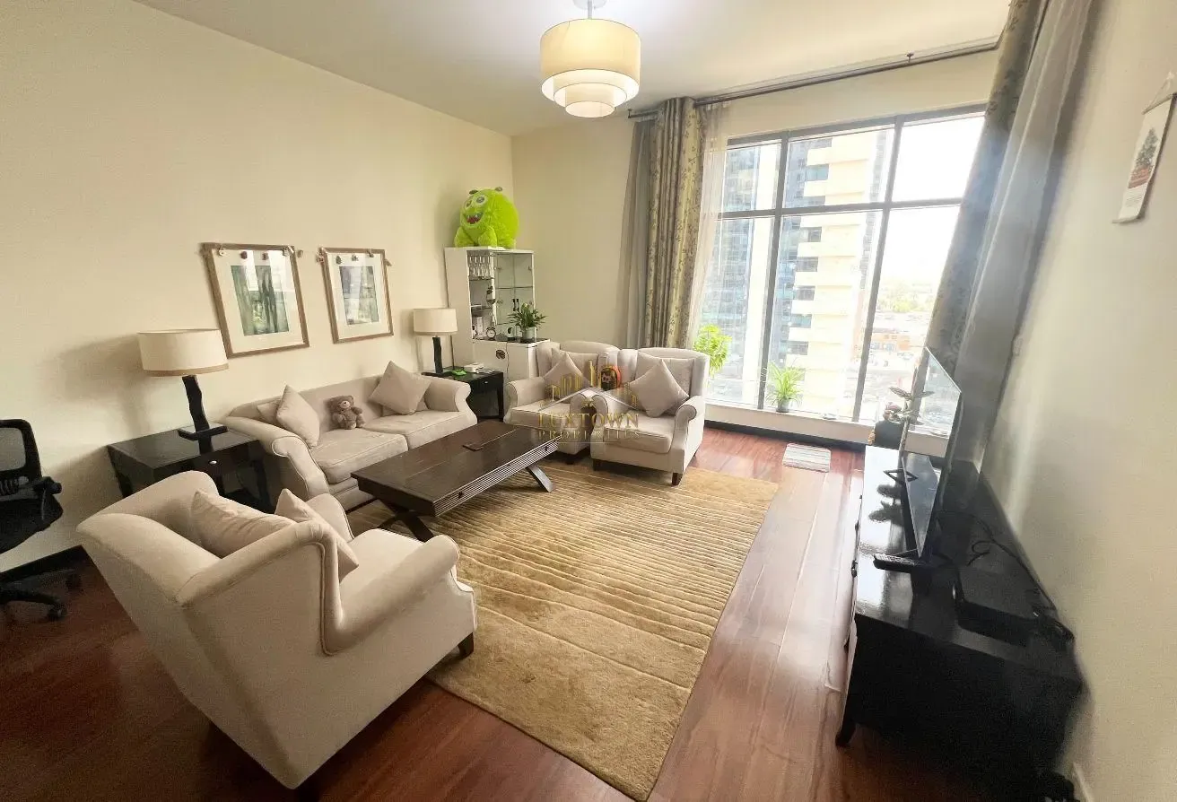 Lake View-Huge Size-Near Metro-Chiller Free-Maids