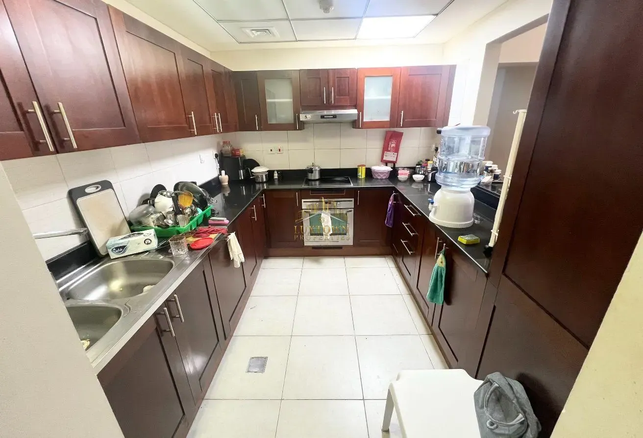 Lake View-Huge Size-Near Metro-Chiller Free-Maids