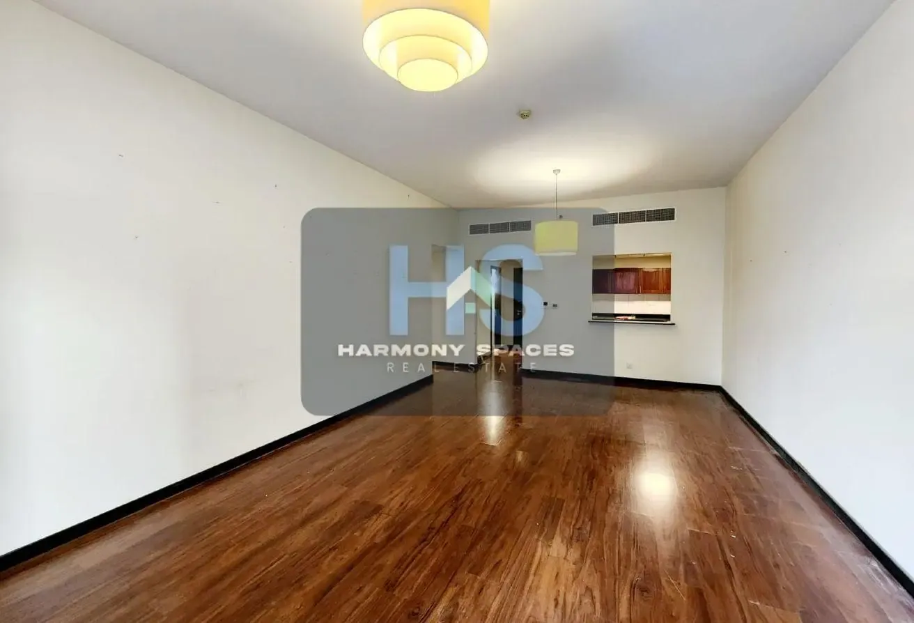 Chiller Free | 2Bed with Maid's room | Near Metro