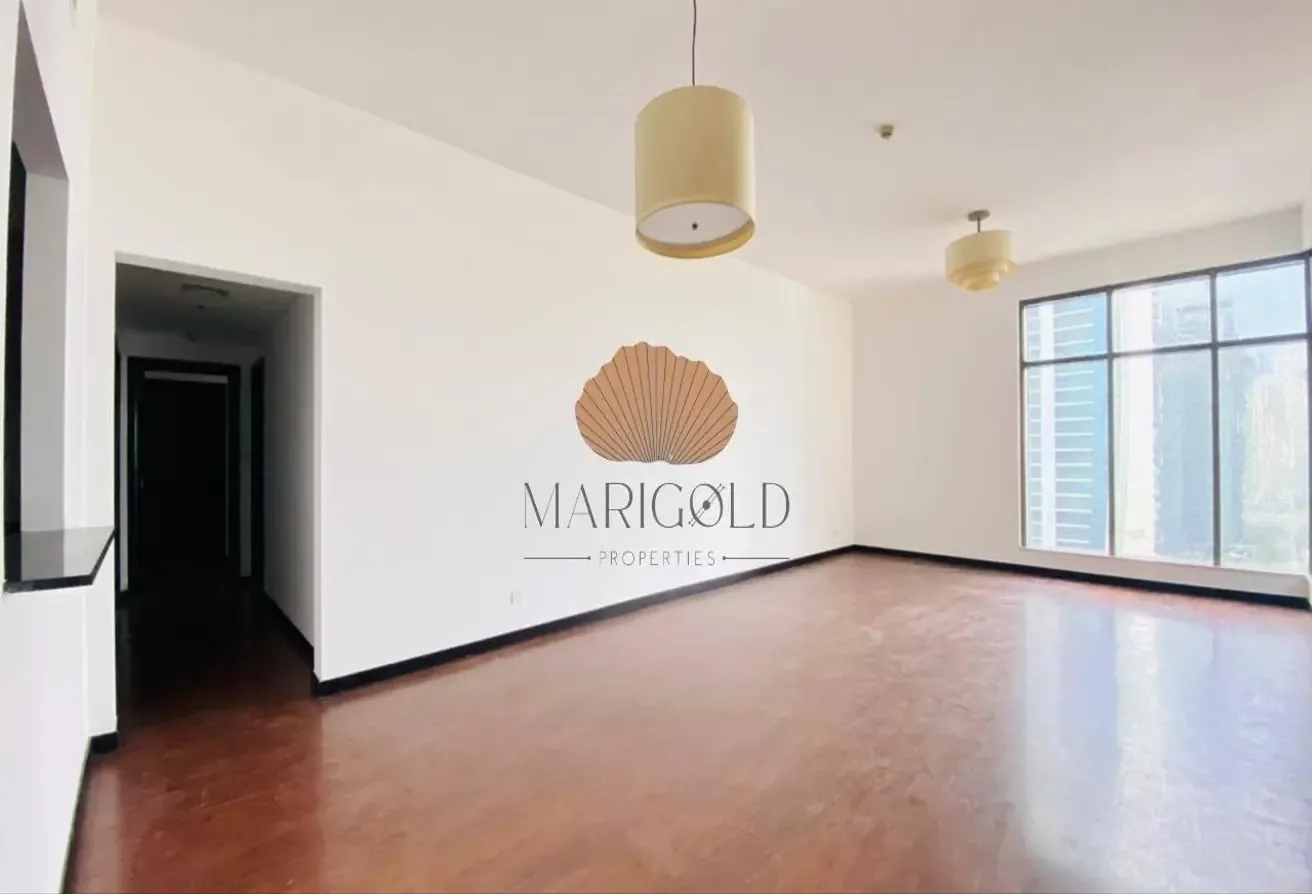 SPACIOUS I BEAUTIFUL VIEWS I AVAILABLE NOW