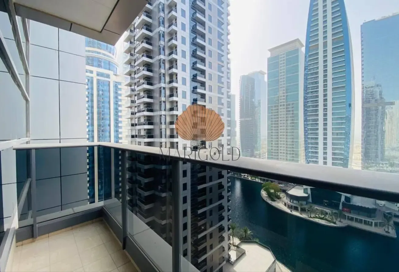 SPACIOUS I BEAUTIFUL VIEWS I AVAILABLE NOW