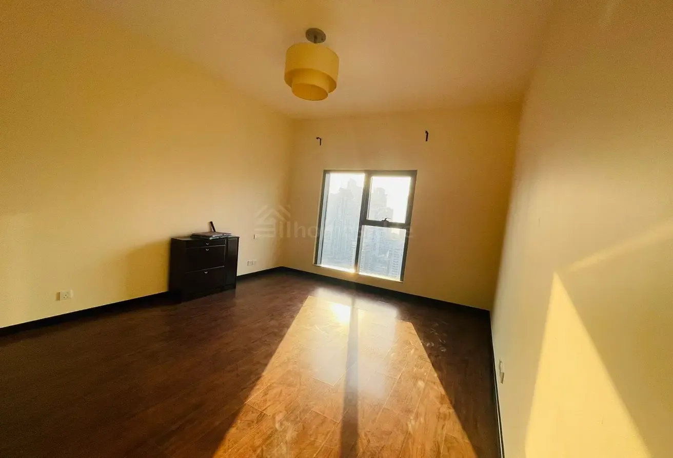 2BR+MAID | VACANT | MULTIPAL OPTIONS | BRIGHT UNIT
