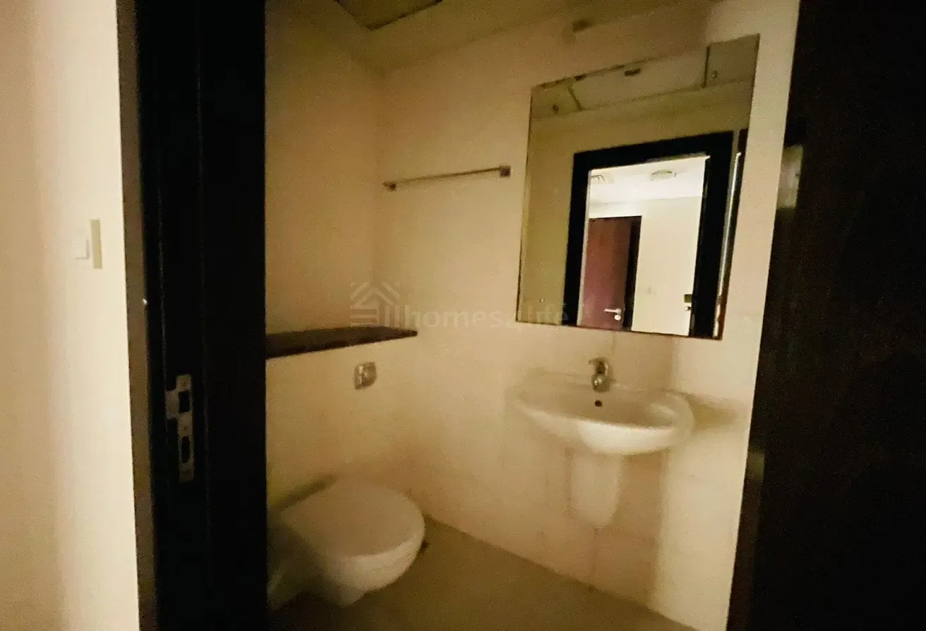 2BR+MAID | VACANT | MULTIPAL OPTIONS | BRIGHT UNIT