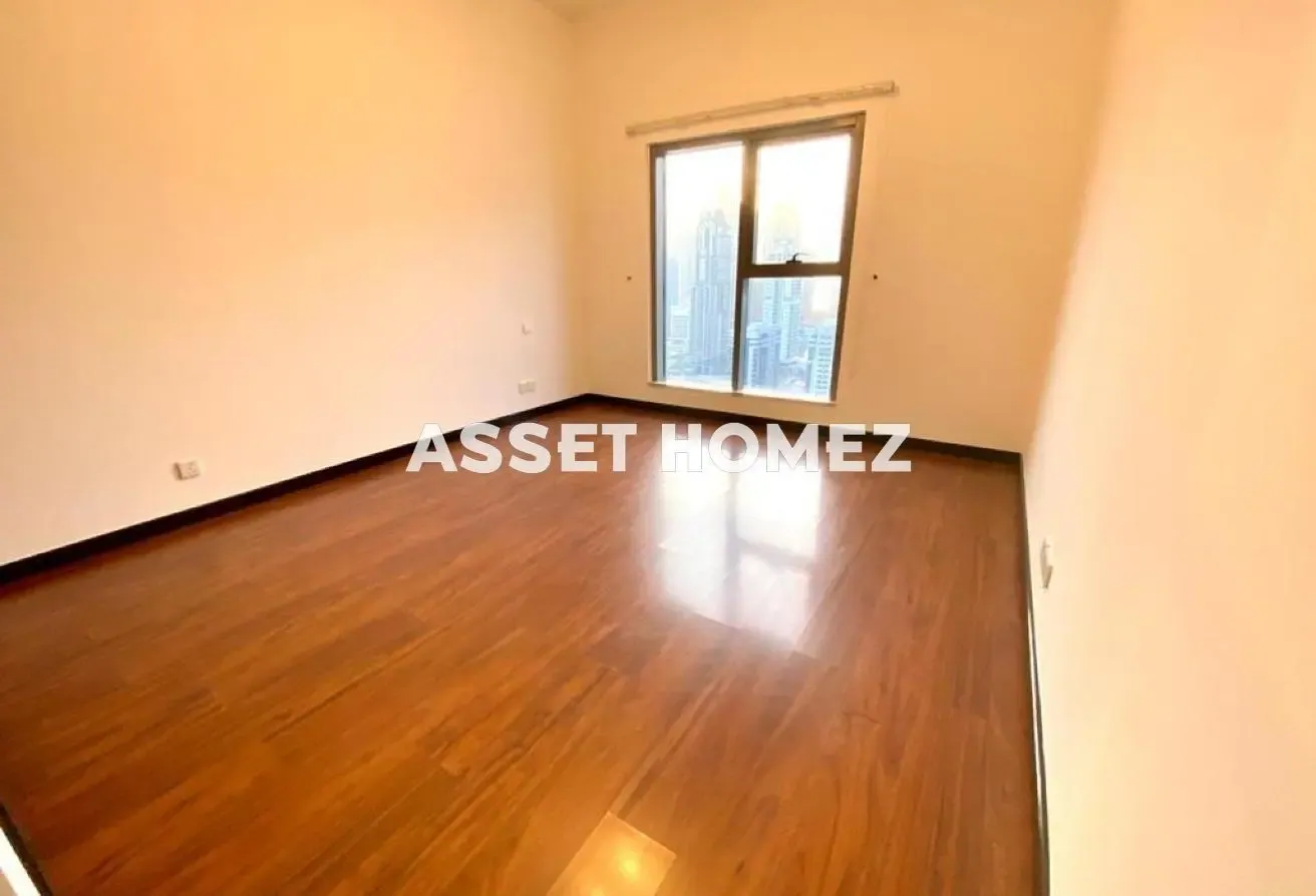 Mid Floor | Chiller Free | Next to Metro