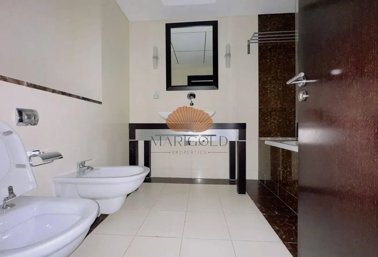 CHILLER FREE | SPACIOUS | NEAR TO METRO
