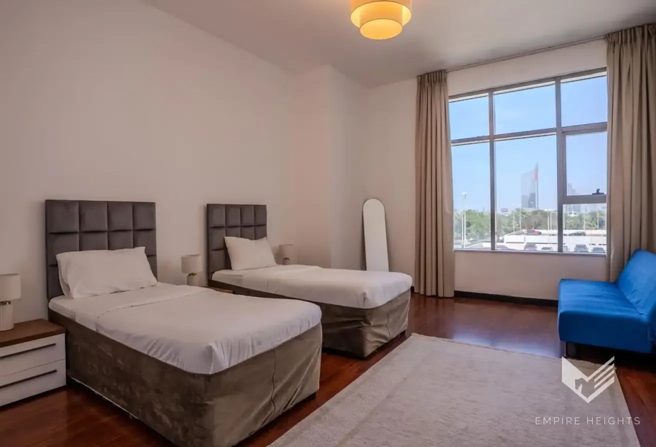Furnished | Vacant | Short Term Rental Available