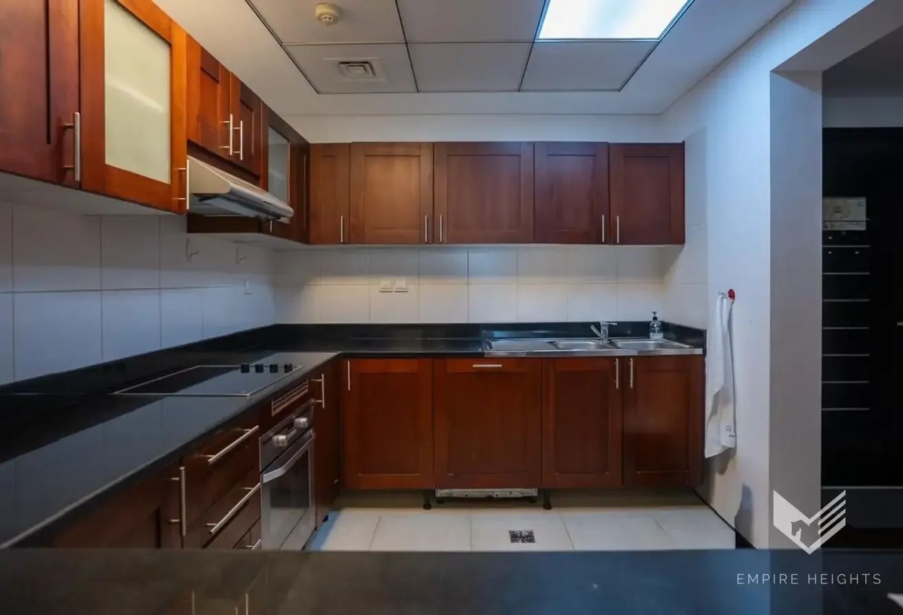 Furnished | Vacant | Short Term Rental Available