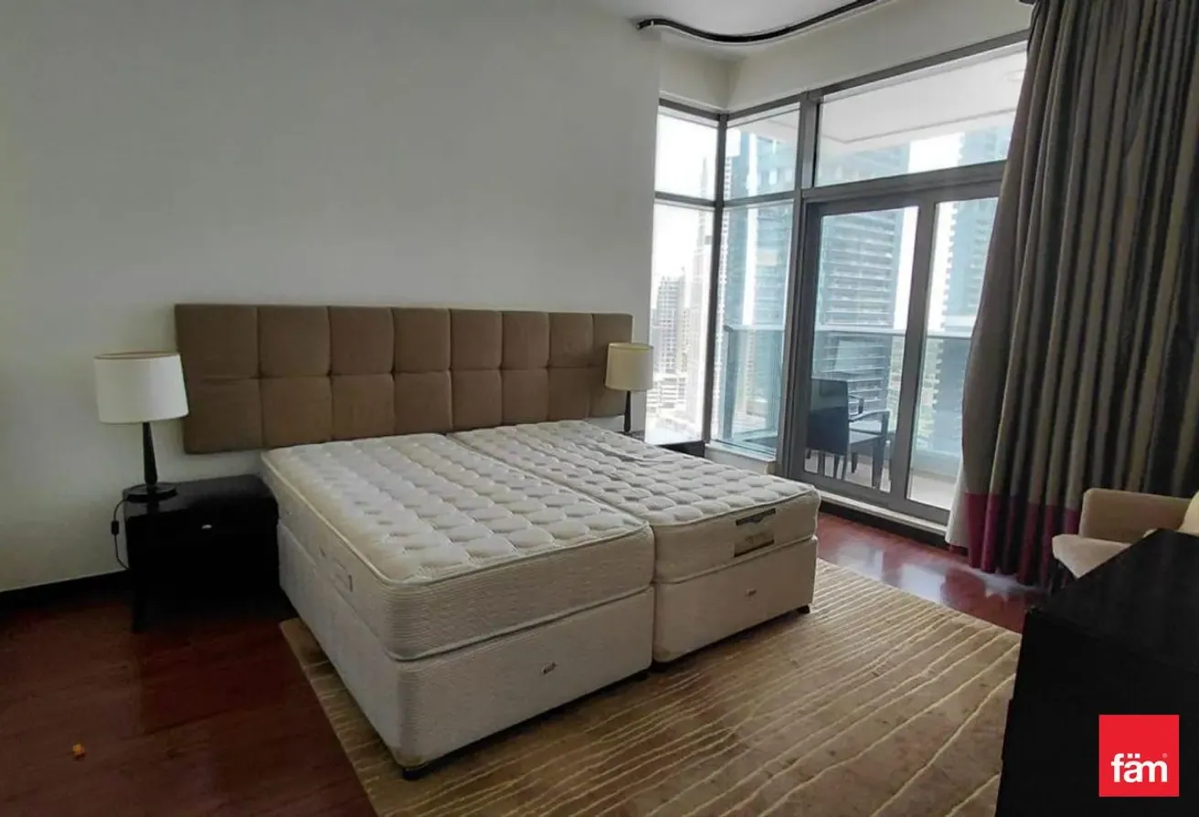 Chiller Free | Very Close To Metro | Vacant