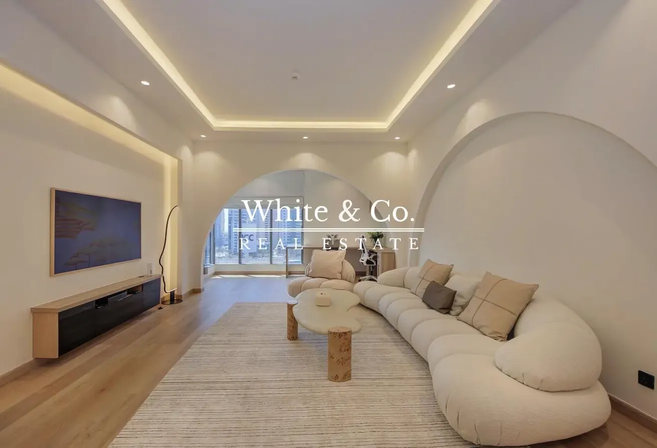 Fully Upgraded | Luxury | Vacant July End