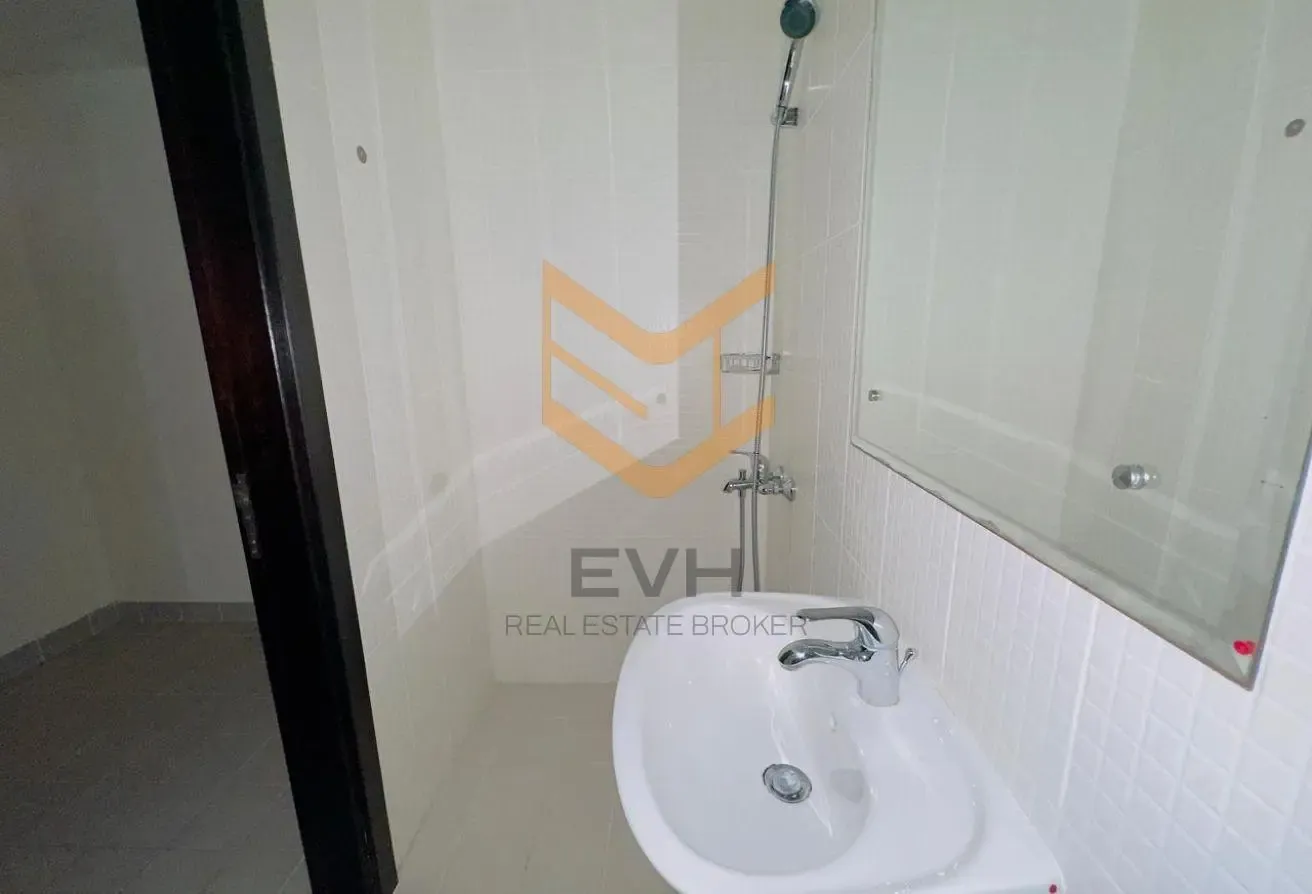 NEGOTIABLE | FURNISHED | UPGRADE | NEAR METRO