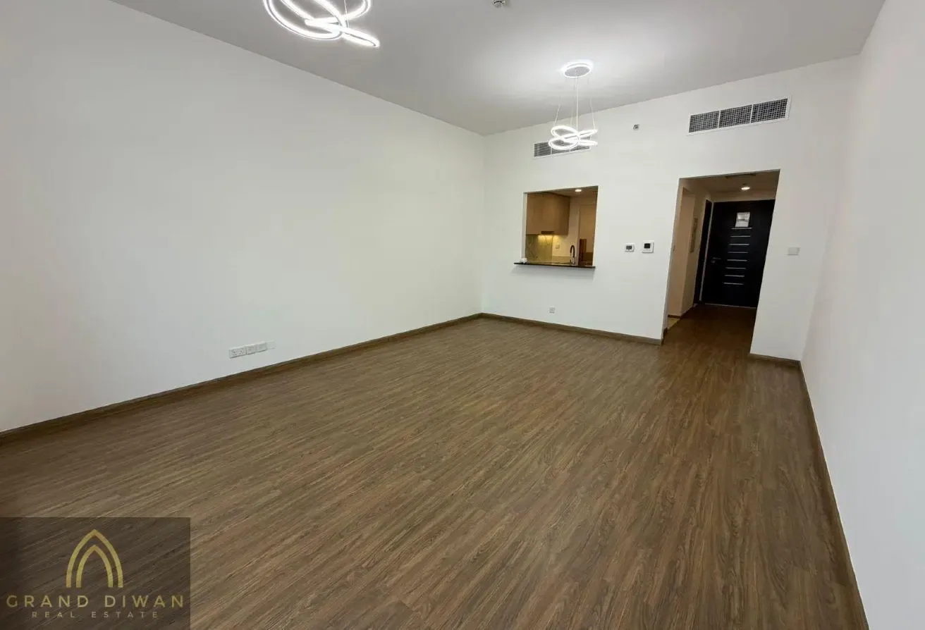 Fully Renovated 2BR + Maid|New Kitchen Appliances