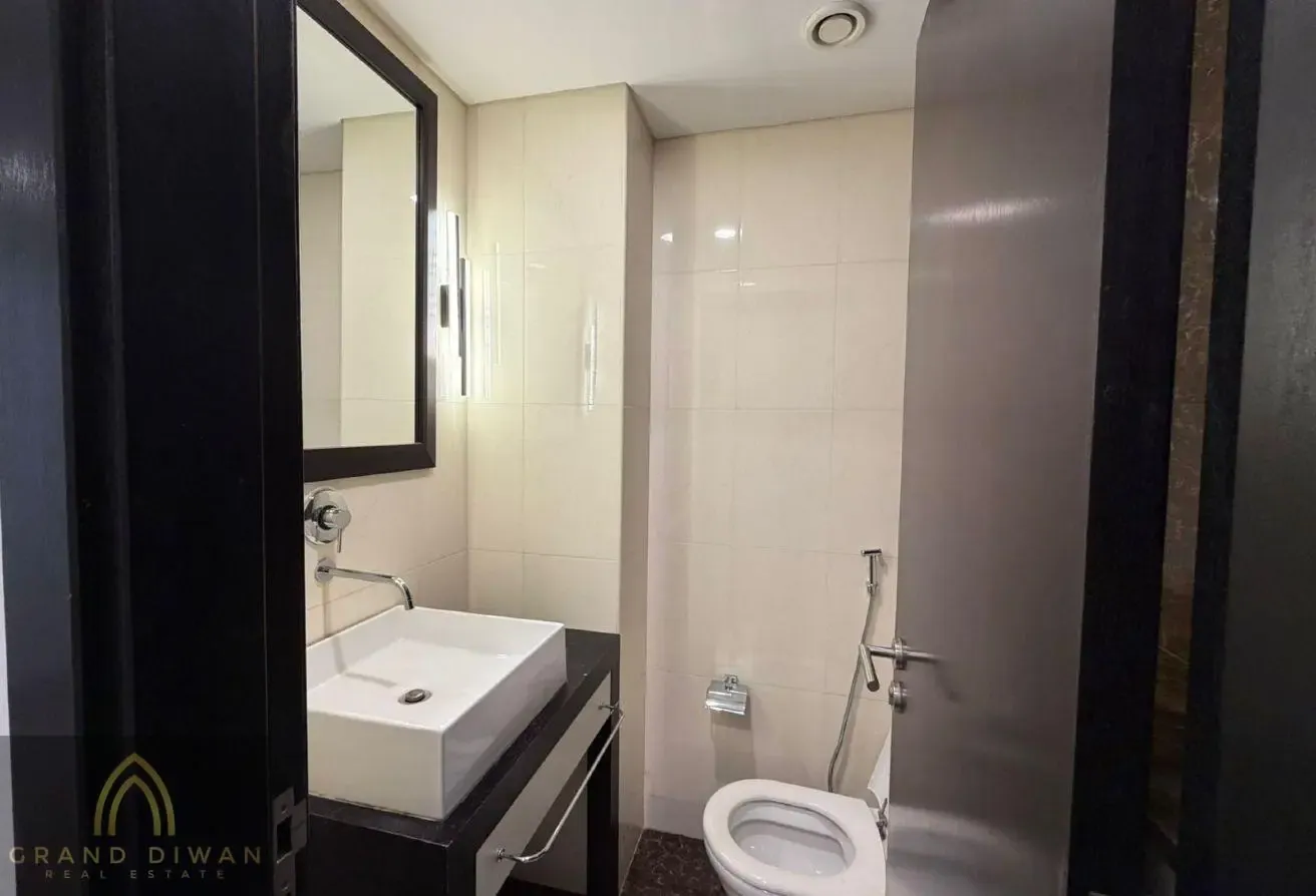 Fully Renovated 2BR + Maid|New Kitchen Appliances