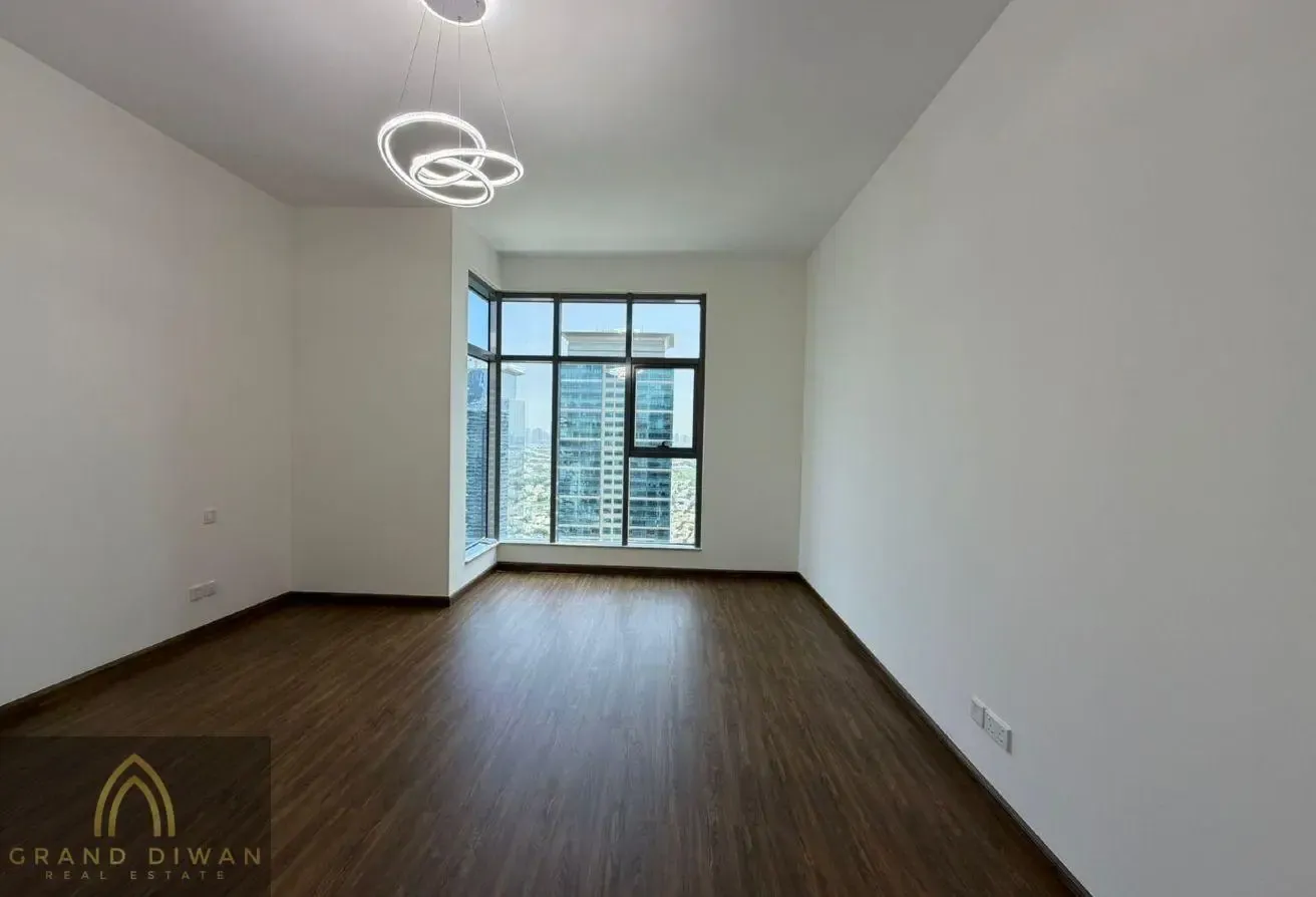 Fully Renovated 2BR + Maid|New Kitchen Appliances