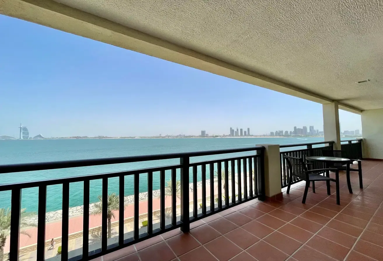 Flexible Terms | Beach Access | Sea View