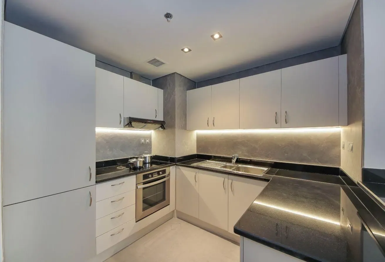 Refurbished 2-Bedroom Apartment in Palm Jumeirah