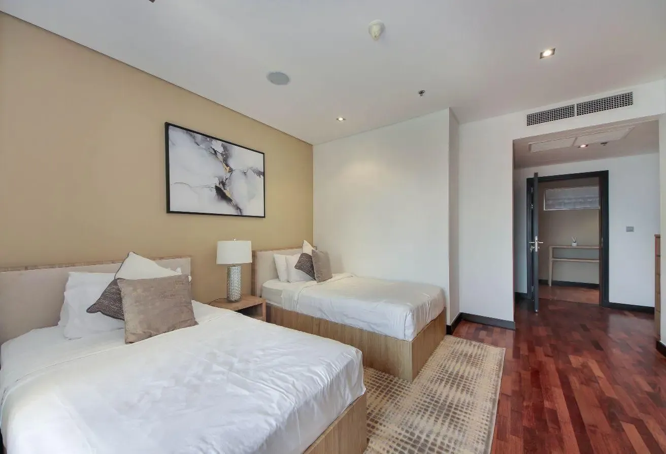 Refurbished 2-Bedroom Apartment in Palm Jumeirah
