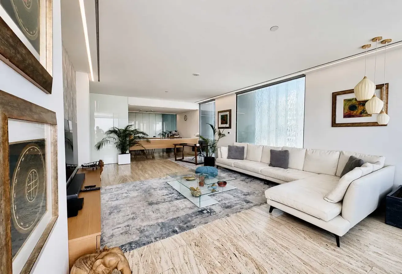 Palm Jumeirah Luxury Apt w/Burj Al Arab Views