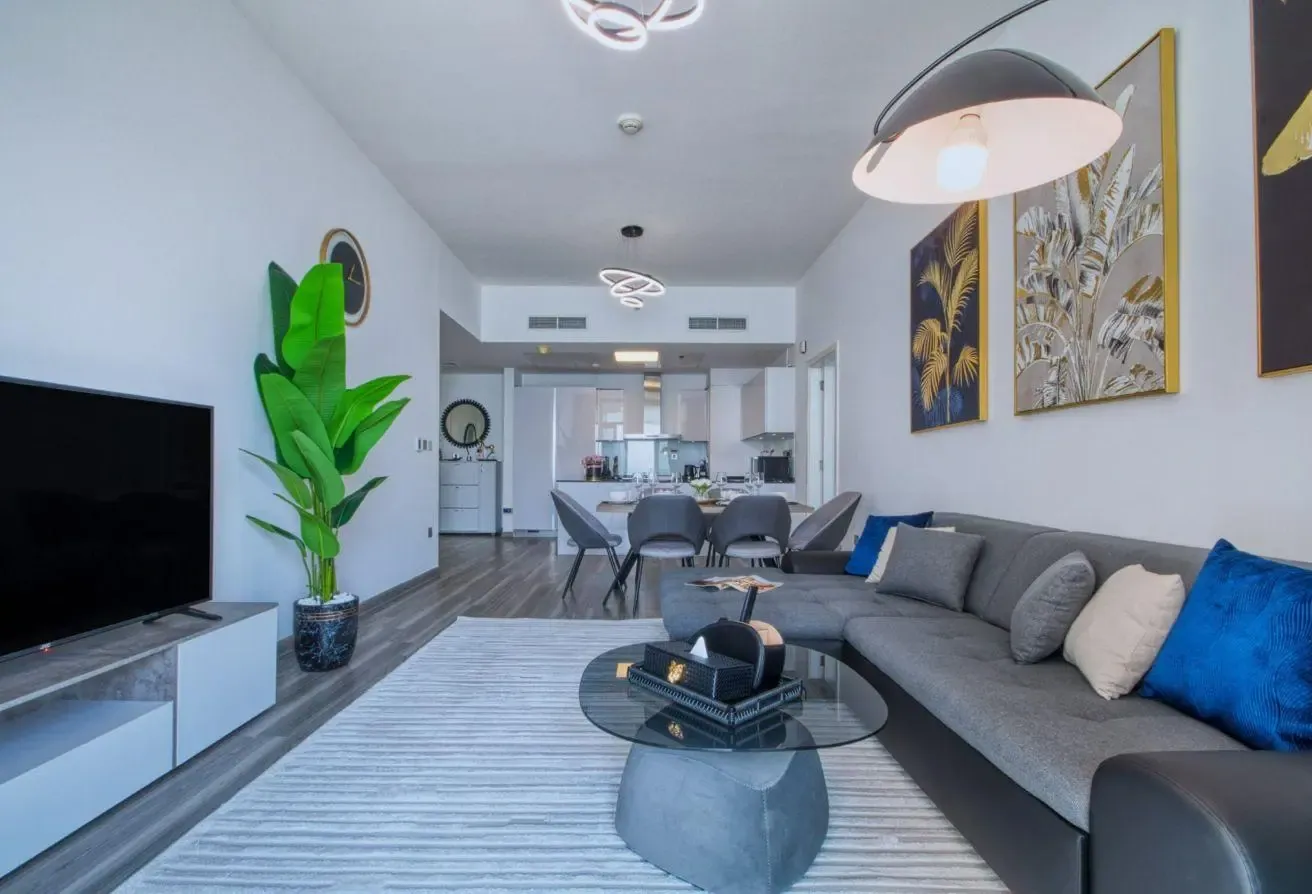 SUMMER OFFER - 2BR. Beachfront. BILLS included
