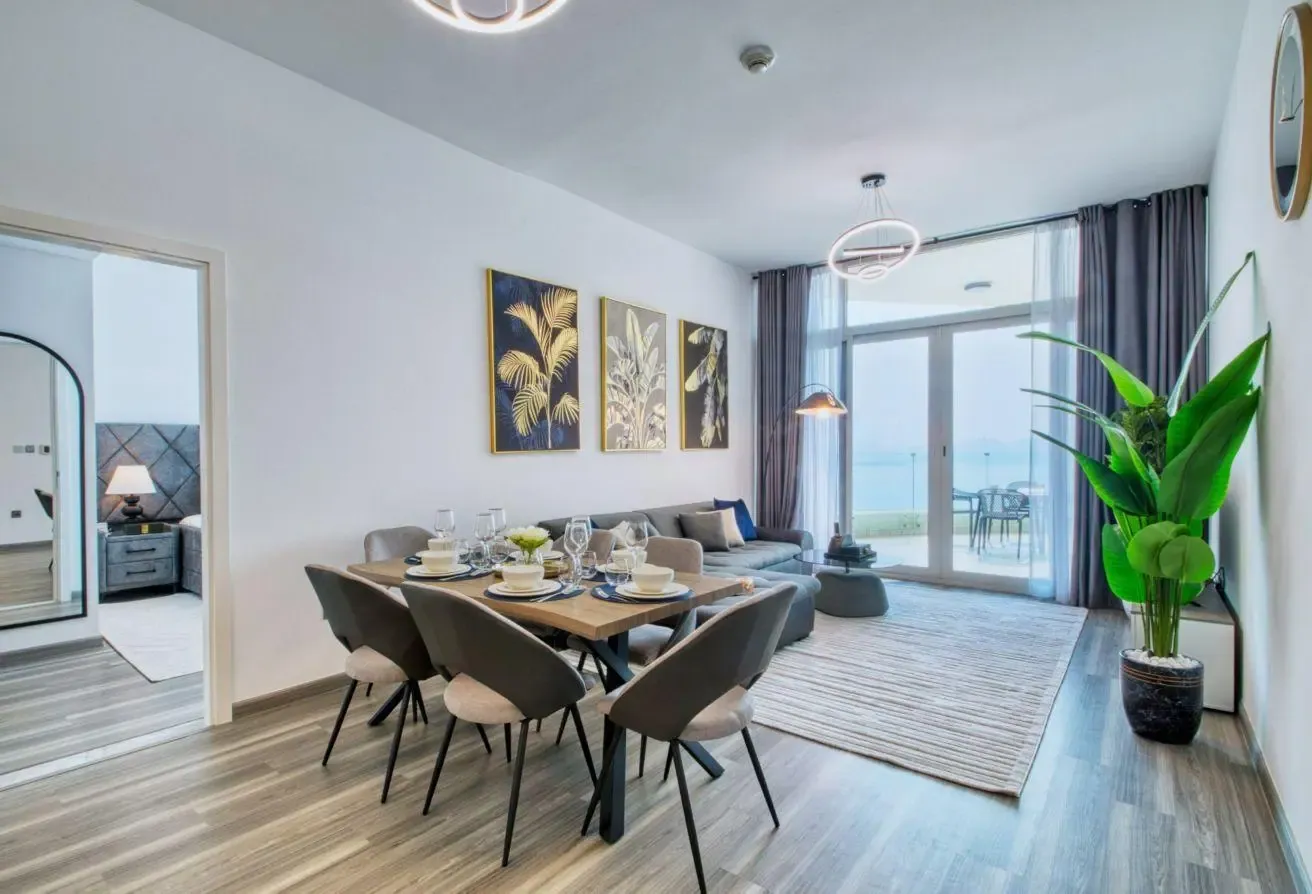SUMMER OFFER - 2BR. Beachfront. BILLS included